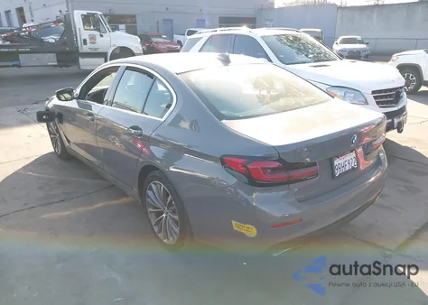 2022 BMW 530E из США, поврежденный, VIN WBA13AG01NCJ52945